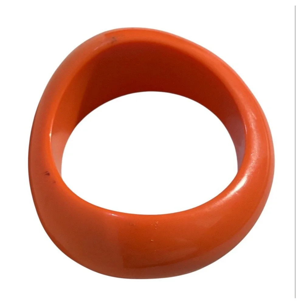 Vintage Lucite Bracelet Chunky‎ Coral Color Bangle 1-1.5x8